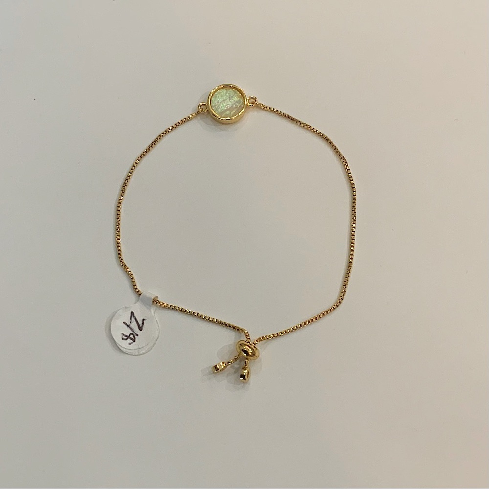 New Gold Bracelet with Jewel